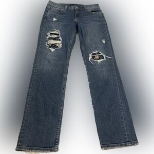 Silver Jeans High Rise Dark Wash Distressed Avery Jeans 29x29 straight leg